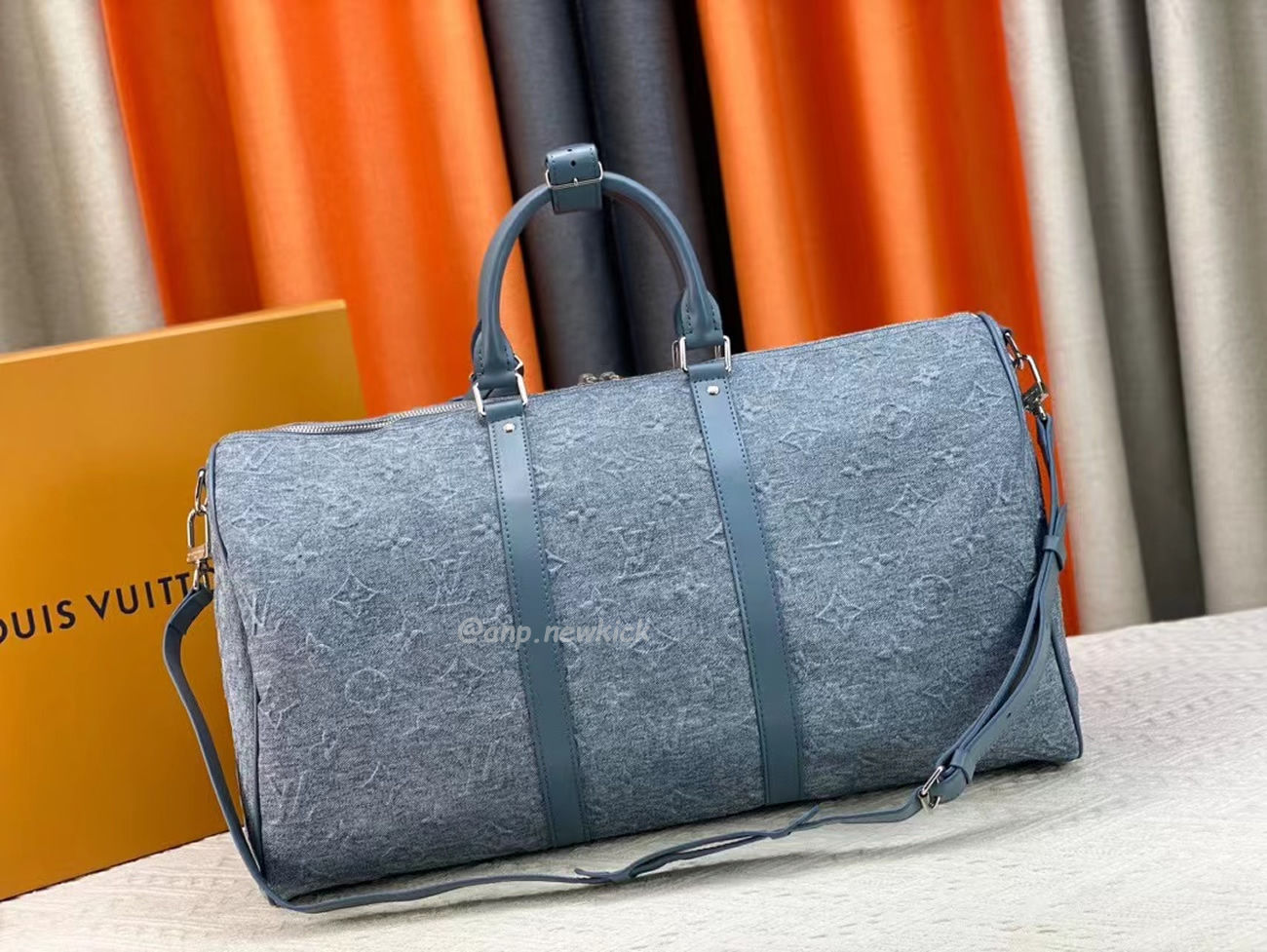 Louis Vuitton Keepall Bandouliere Monogram 50 Navy Duffel Bag (62) - www.newkick.vip